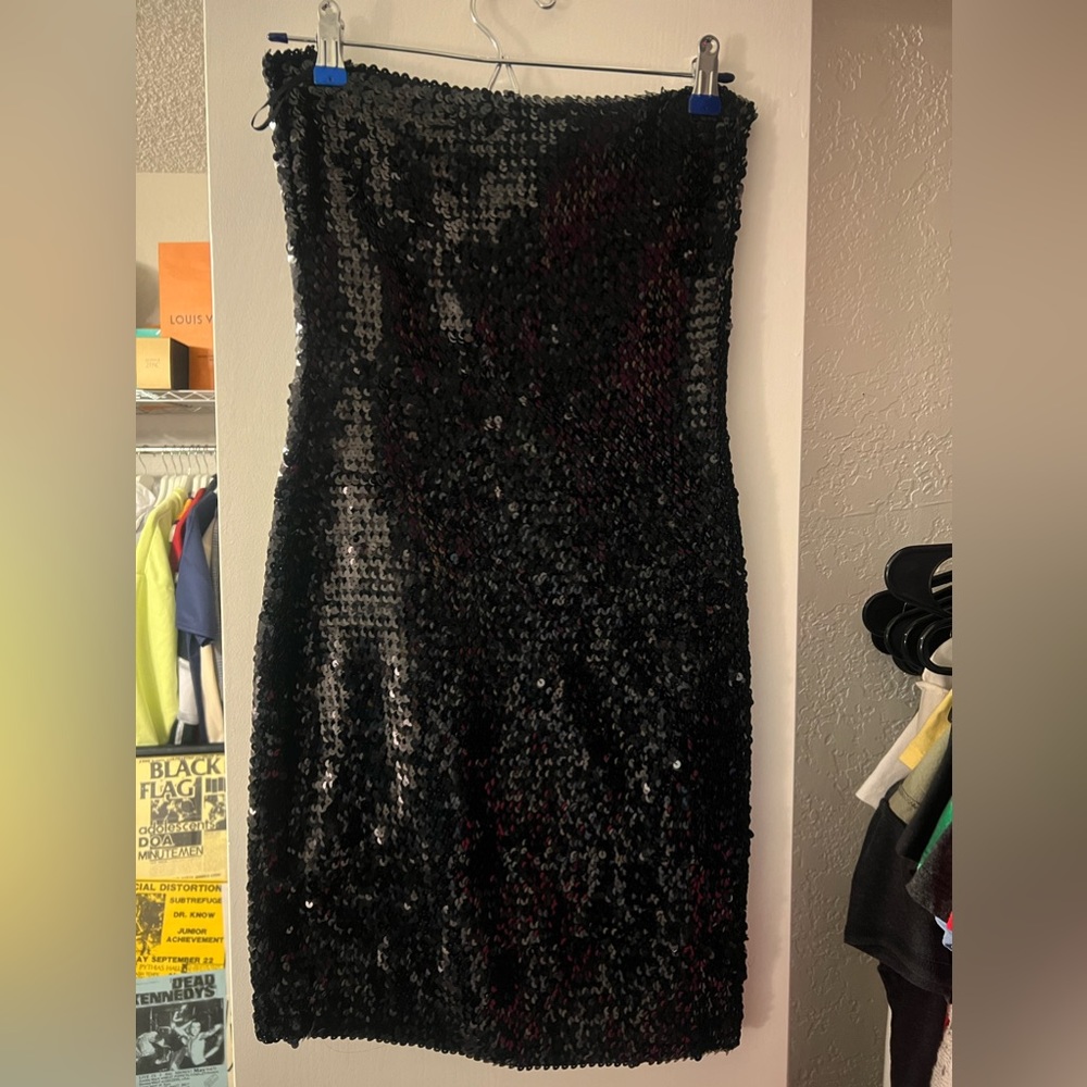 Black sequin tube dress mini H&M *never worn* Small
